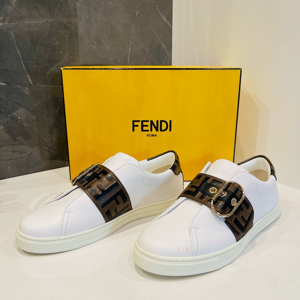 Fendi Vitello slip on sneaker New